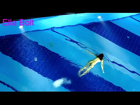 ❤️ Kuv tsis tuaj yeem tso tseg saib, cov tub ntxhais hluas plaub hau daj tau ntes liab qab hauv ELLA BOLT chaw ua si pas dej ❤️ Sex video ntawm hmn.sexvideosex.top% ☑