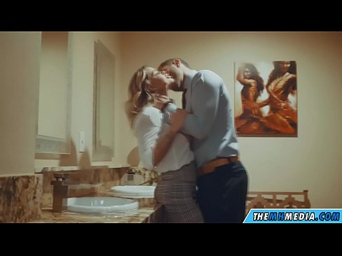 ❤️ Thaum ib tug busty blonde ntxias koj nyob rau hauv ib tug pej xeem chav dej ❤️  Sex video  ntawm hmn.sexvideosex.top%  ☑